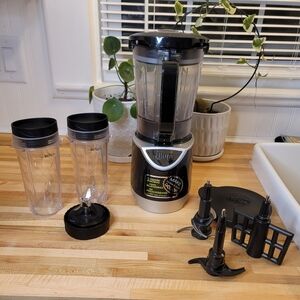 Ninja BL201 Kitchen System Pulse Blender Food Processor
